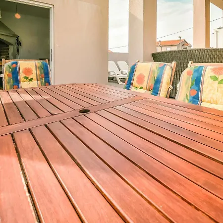 Dom wakacyjny Holiday Luxhome