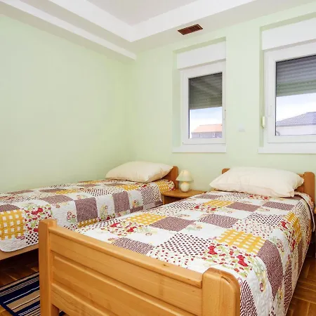 Dom wakacyjny Holiday Luxhome Zaton (Zadar)