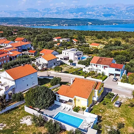 Karlo By Interhome Holiday home Posedarje