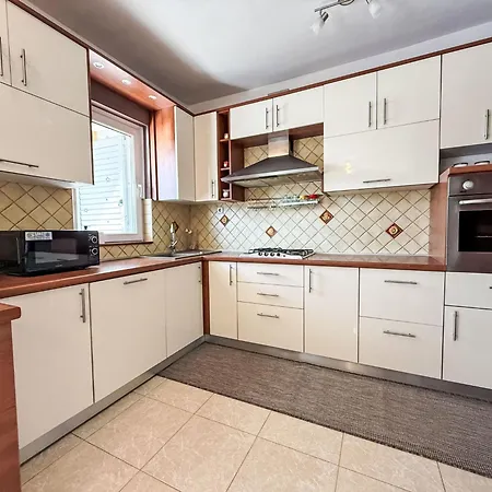 Karlo By Interhome * Posedarje